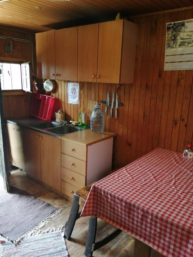 Robinzonski Smjestaj Tepes Tuheljske Toplice Exteriér fotografie
